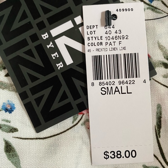 Floral Flutter Sleeve Linen Blouse Top - NWT! - Picture 4 of 5